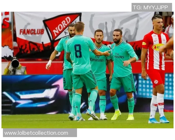 波尔图与皇马友谊赛战平绝杀时刻引发全场热烈反响