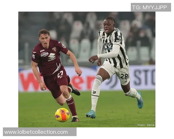 那不勒斯友谊赛逆转尤文图斯争议判罚引发全场热议