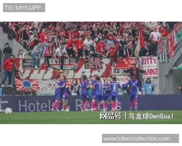 友谊赛精彩回顾：里昂完胜拜仁乌龙球成焦点引发热议